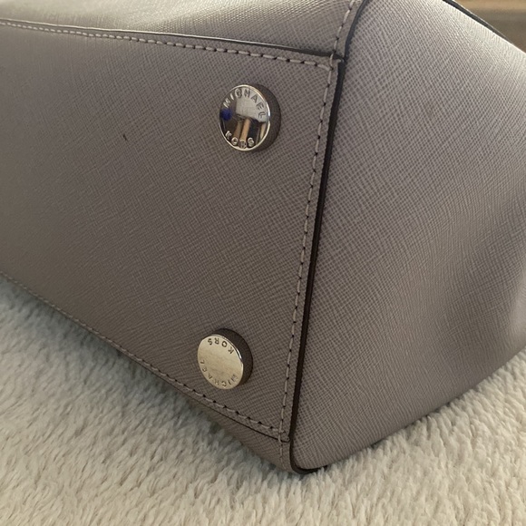 Michael Kors - Light Gray Shoulder Bag - Picture 7 of 11